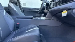 New 2025 Toyota Camry SE FWD