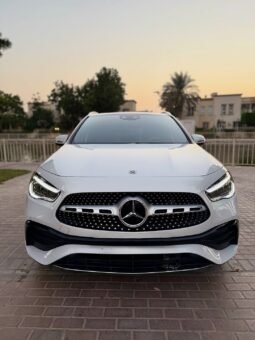Mercedes Benz GLA 200