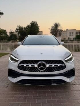 Mercedes Benz GLA 200